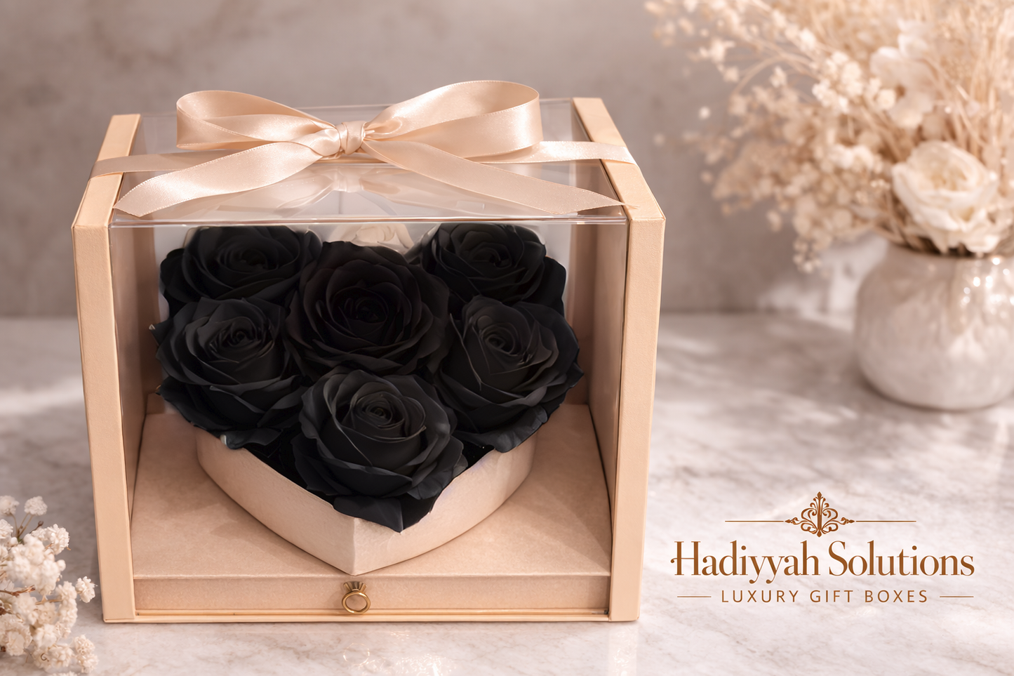 Preserved roses in Luxury Showcase Gift Box